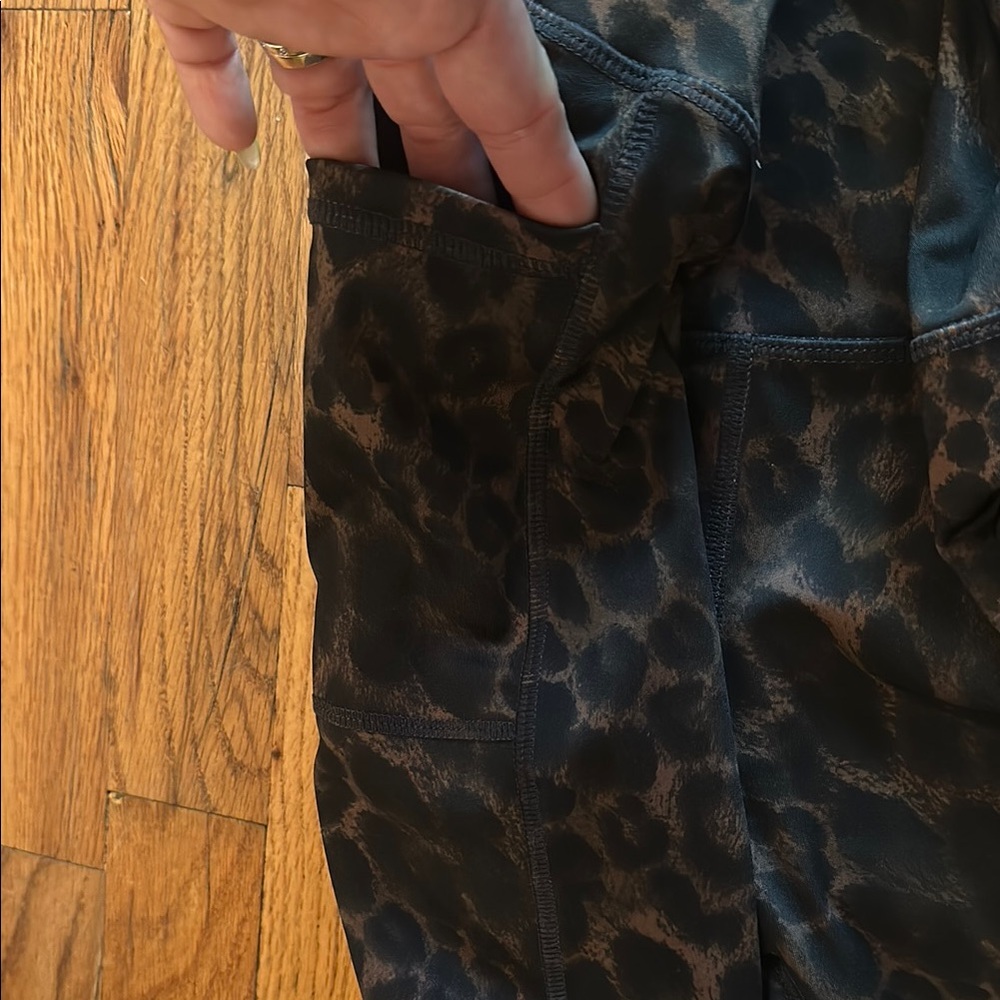 Leopard Print Bike Shorts - Picture 4 of 5